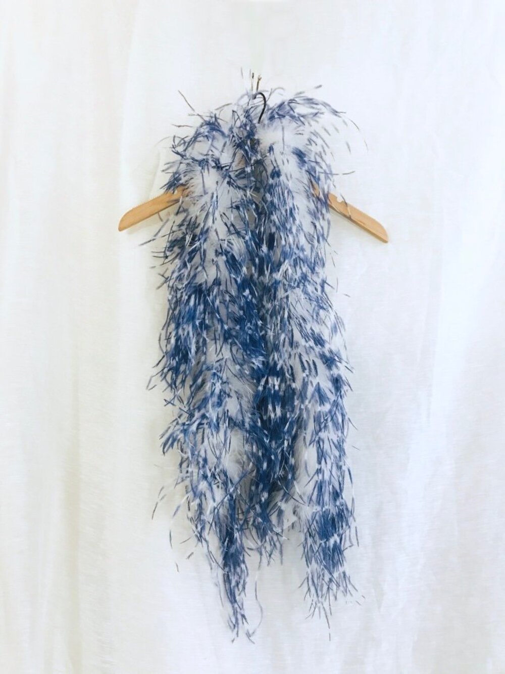 2-Ply Chinchilla and Ostrich Feather Boa in Blue&White - One Size - NWOT